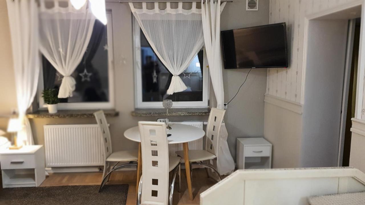 Stara Szkola W Weremowicach Weremowice Exterior foto